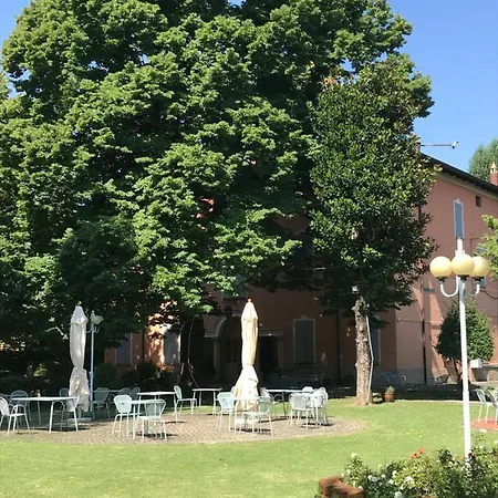 Hotel Mery Bistrot In Bisbini