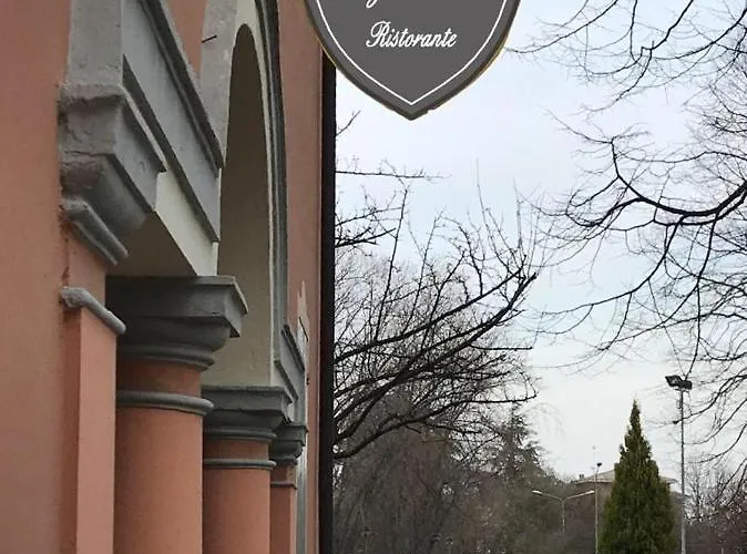 Hotel Mery Bistrot In Bisbini